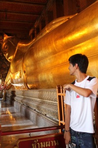 Wat Pho, ou Reclining Buddha, ou Sleeping Buddha, ou CENARIO DO SAGAT NO STREET FIGHTER